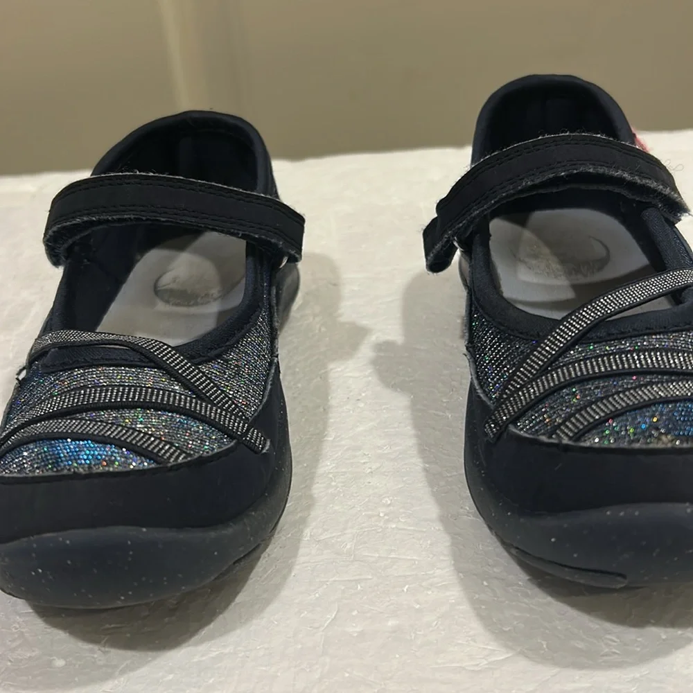 OshKosh B’gosh glittery Fawn EverPlay Mary Jane sparkle sneaker Shoes size 10